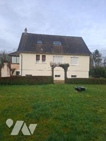 Maison à Vendre à Fussy (18110) en Cher (18)

Cette maison de 109 m² est composée d'une belle...