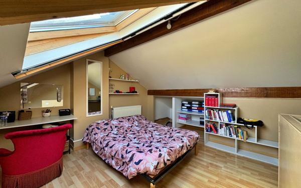 Maison à vendre    7 pièces •  Chelles