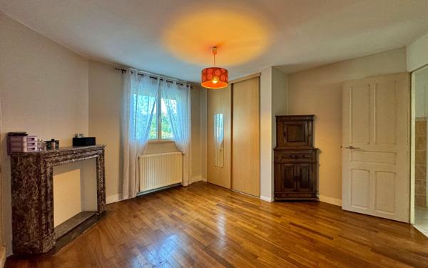 Maison à vendre    7 pièces •  Chelles