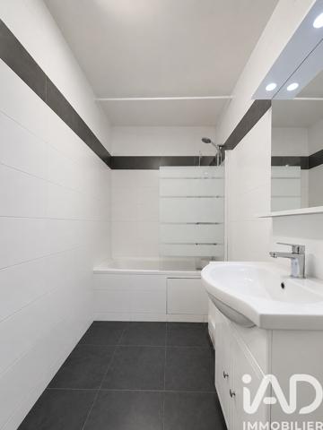 Appartement à vendre 3 pièces 69 m² Rosny-sous-Bois