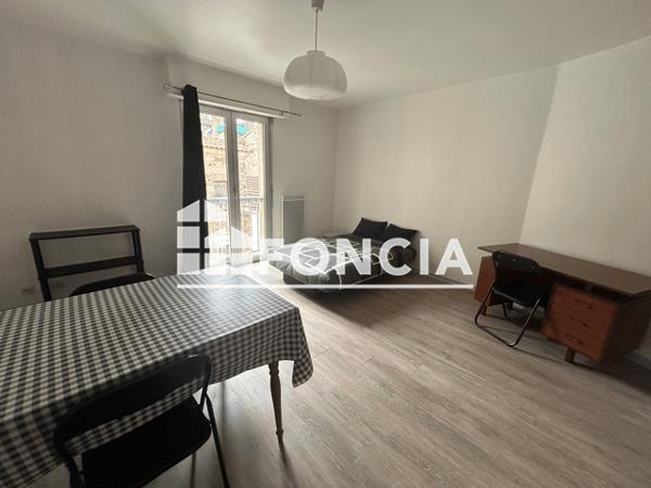 Location Studio meublé 34.54 m² - 5-7 RUE TRAVOT Cholet 49300