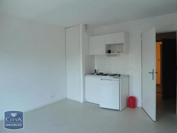 Appartement à louer 1 pièce 23.66m² Saint-Nazaire (44600)