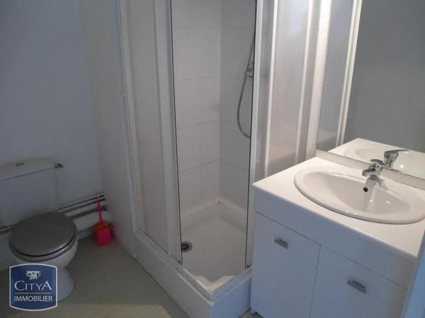 Appartement à louer 1 pièce 23.66m² Saint-Nazaire (44600)