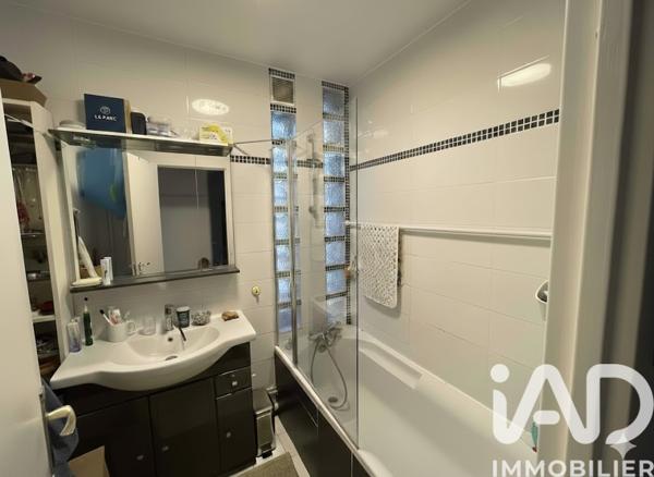 Appartement à vendre 3 pièces 66,4 m² Asnières-sur-Seine