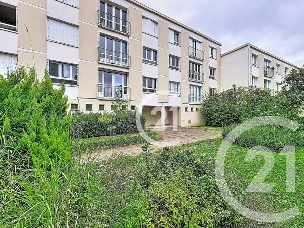 Appartement F3 à vendre  3 pièces - 66 m 2   CAEN  - 14