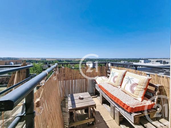 Appartement F3 à vendre  3 pièces - 66 m 2   CAEN  - 14