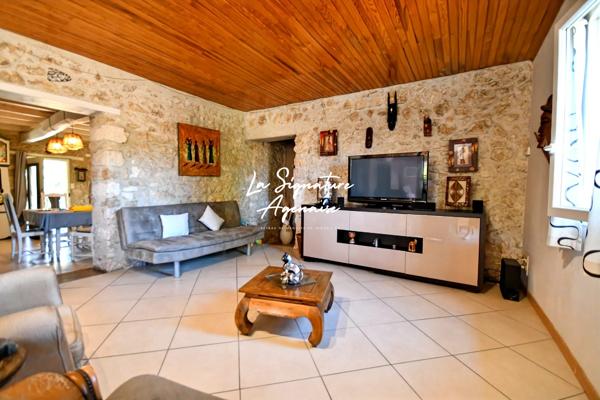 Charme de l’ancien, calme et beaux volumes : une maison pleine de potentiel !