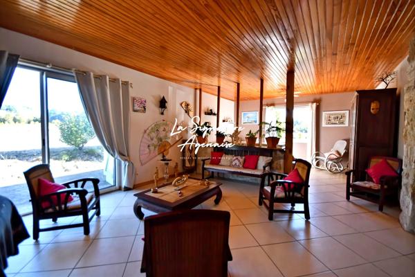 Charme de l’ancien, calme et beaux volumes : une maison pleine de potentiel !