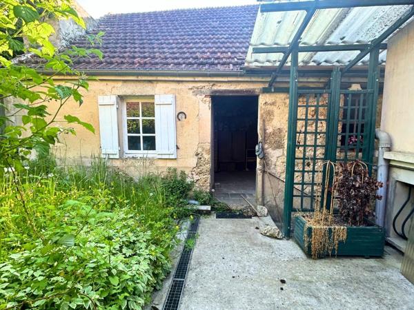 Maison Festigny 6 pièce(s) 139 m2