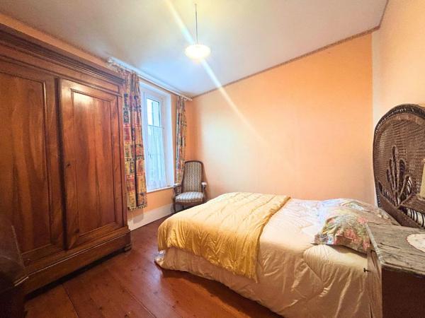 Maison Festigny 6 pièce(s) 139 m2