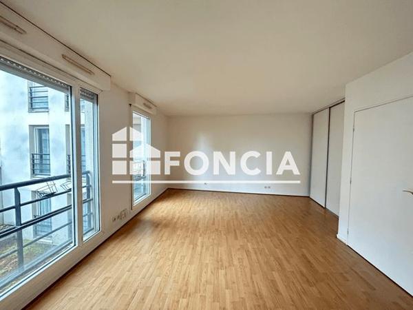 Location Studio 35.89 m² - 22 RUE DES ALOUETTES Paris 75019