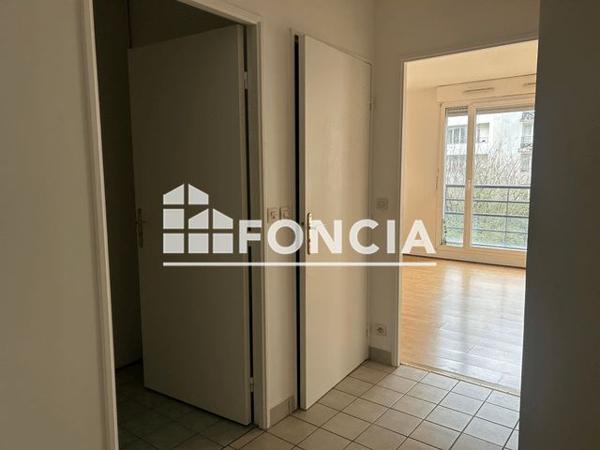 Location Studio 35.89 m² - 22 RUE DES ALOUETTES Paris 75019