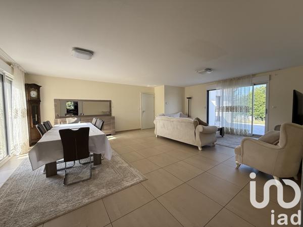 Maison à vendre 6 pièces 160 m² Saint-Priest-Taurion