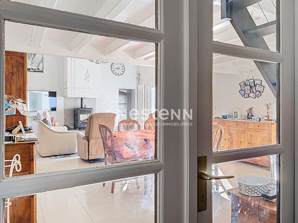 MAISON INDIVIDUELLE ST HILAIRE DE RIEZ - 6 pièce(s) - 169 m2