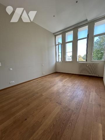 À VENDRE – AURAY CENTRE-VILLE – BEL APPARTEMENT D’ENVIRON 82 m²