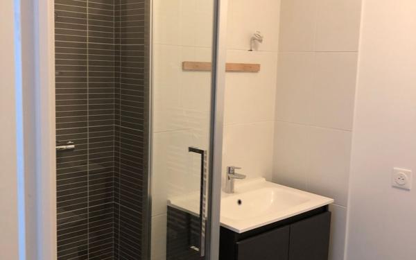 Appartement à louer    2 pièces • 42 m2 Caen