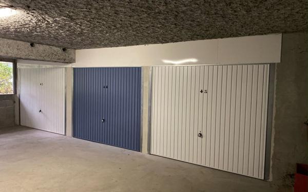 Stationnement à louer    12 m2 Toulouse