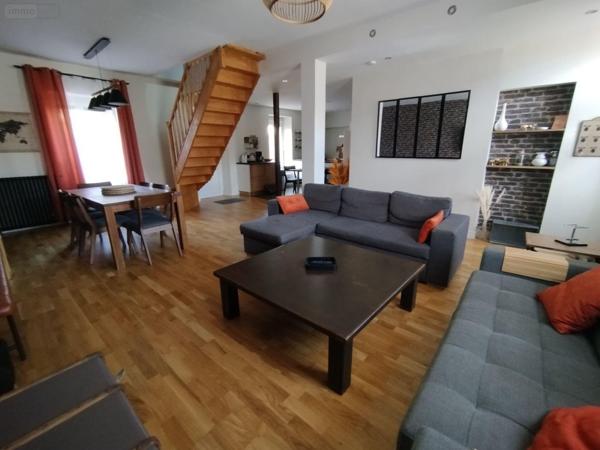 Maison de ville à vendre à Arnage dans la Sarthe (72230), ref : PB-1801