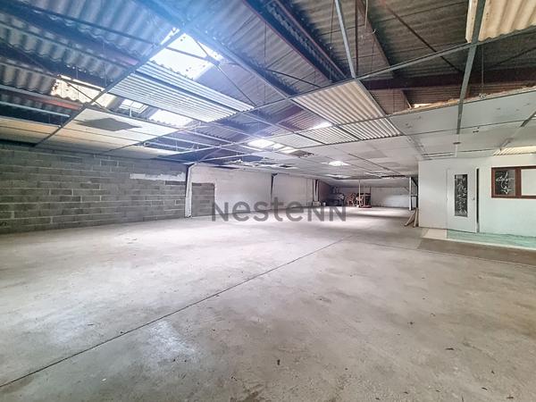 TOURS NORD / TRANCHEE Entrepôt / local industriel 329.43 m2