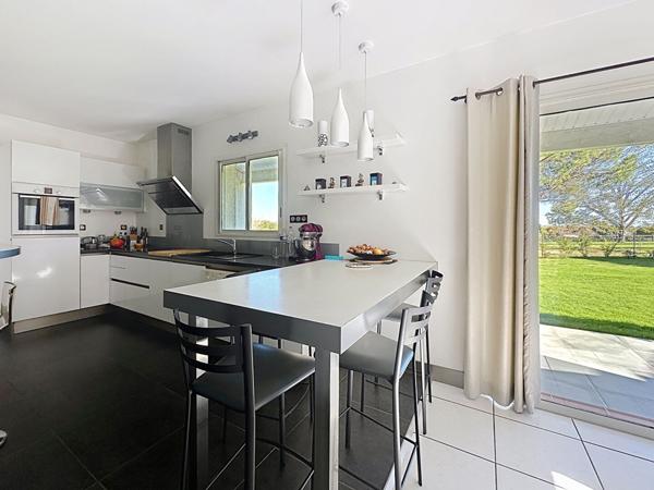 MAISON A VENDRE À MONTAUBAN (82), ENVIRONNEMENT CALME ,VERDOYANT, GARAGE, PISCINE