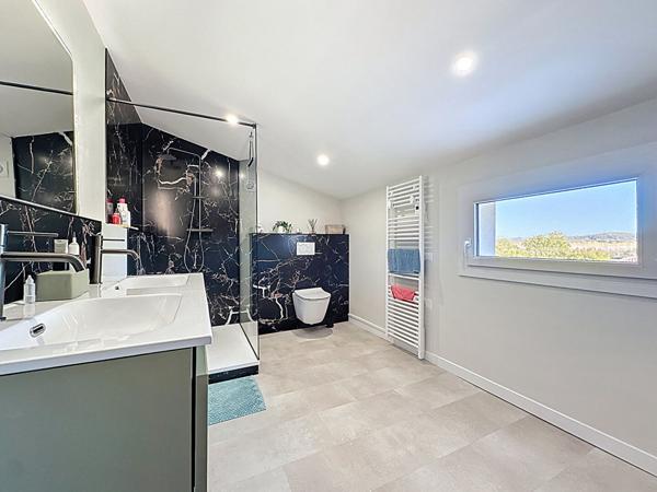 MAISON A VENDRE À MONTAUBAN (82), ENVIRONNEMENT CALME ,VERDOYANT, GARAGE, PISCINE