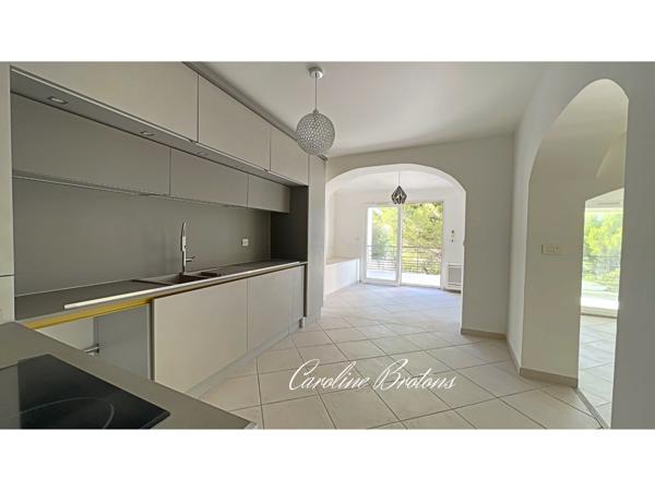 Maison 3 pièces - 90 m² Exclusivité efficity