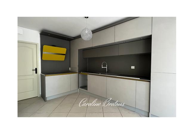 Maison 3 pièces - 90 m² Exclusivité efficity