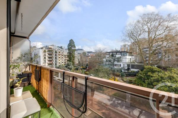 Appartement F2 à vendre  2 pièces - 69 m 2   PARIS  - 75016