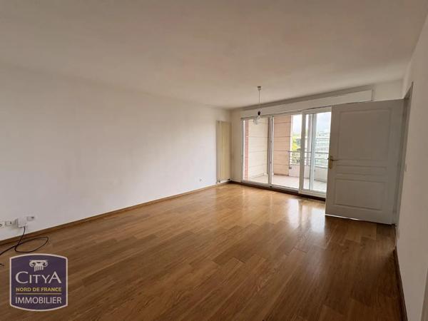 Appartement à louer 2 pièces 49.11m² La Madeleine (59110)