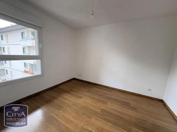 Appartement à louer 2 pièces 49.11m² La Madeleine (59110)