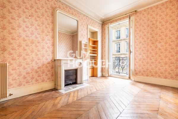 Appartement à vendre de 5 pièces de 103 m² 3 chambres balcon