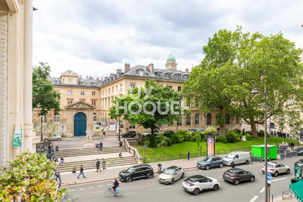 Appartement à vendre de 5 pièces de 103 m² 3 chambres balcon