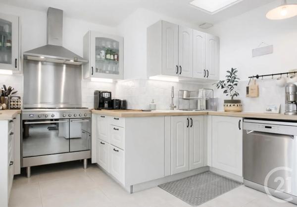 Maison à vendre  5 pièces - 142 m 2   FARGUES ST HILAIRE  - 33