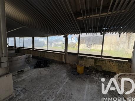 Immeuble à vendre 1 722 m² Bellevigne-les-Châteaux