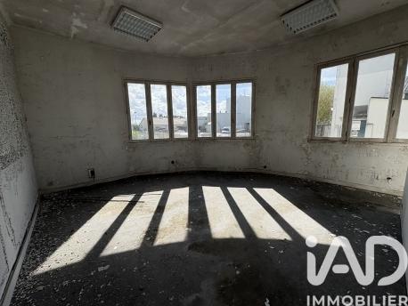 Immeuble à vendre 1 722 m² Bellevigne-les-Châteaux