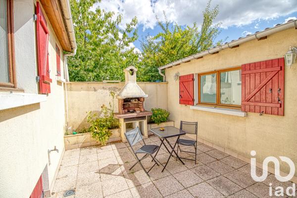 Maison à vendre 4 pièces 58 m² Épône