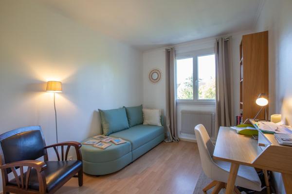 SUPERBE MAISON FAMILIALE 120 M2- GARAGE- PARC ARBORE