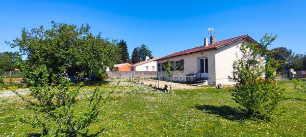 Maison à vendre 3 pièces, Jonzac- Saint Germain de Lusignan  (17500)
