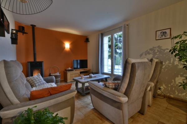 Maison à vendre 6 pièces MAZE (49)