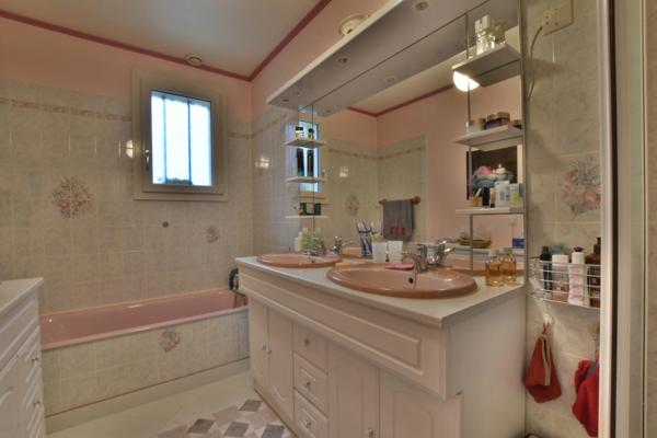 Maison à vendre 6 pièces MAZE (49)