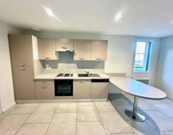 RIEUMES - Bel Appartement T2 idéalement situé