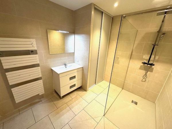 RIEUMES - Bel Appartement T2 idéalement situé