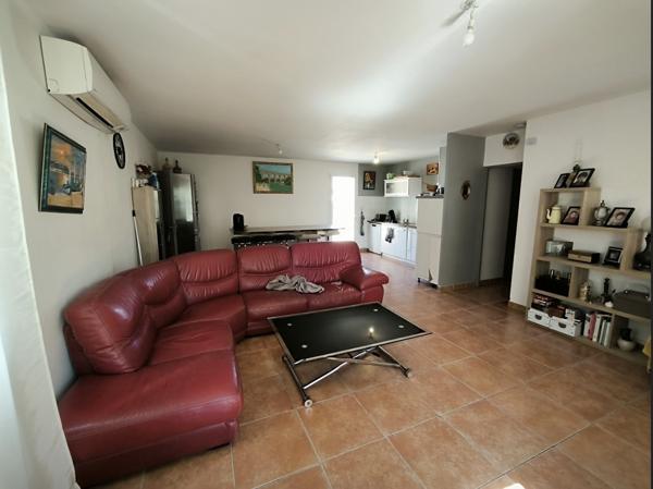 Saint-Christol-lès-Alès (30380) Saint-Christol-les-Alès, Villa 97m2 avec dépendance 62m2 sur terrain 795m2