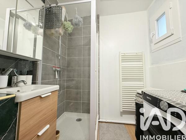 Immeuble à vendre 99 m² Donnemarie-Dontilly