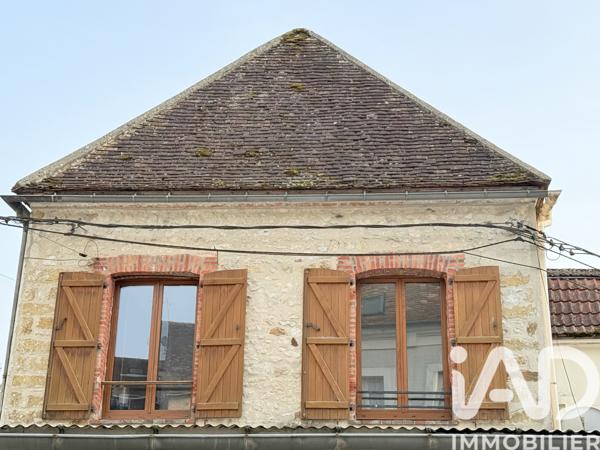 Immeuble à vendre 99 m² Donnemarie-Dontilly