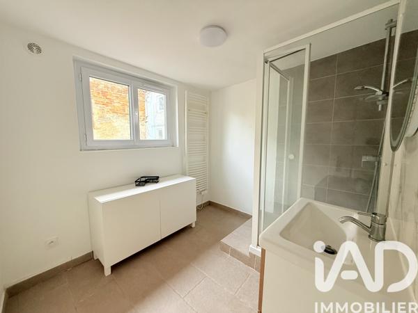 Immeuble à vendre 99 m² Donnemarie-Dontilly