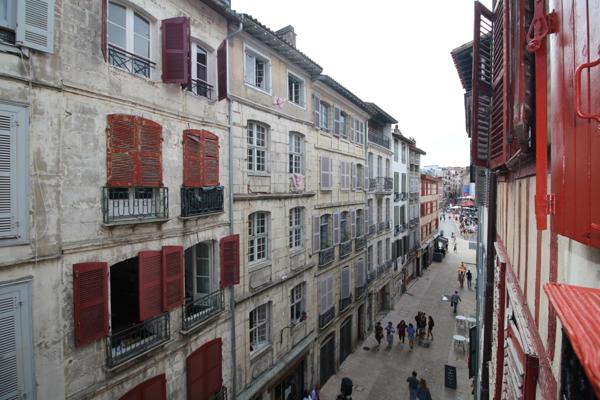 Petit Bayonne - joli T2 meublé