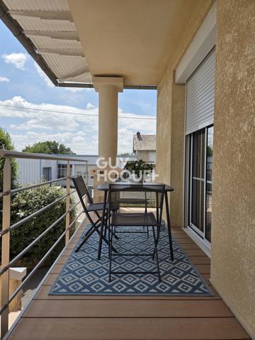 Maison à vendre de 6 pièces de 125 m² habitables (200 m2 avec garages et cave) sur un terrain de 1185 m2