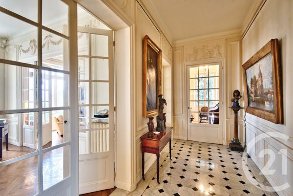 Maison à vendre  12 pièces - 587,96 m2 GRASSE - 06