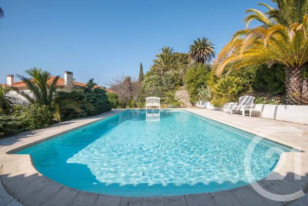 Maison à vendre  12 pièces - 587,96 m2 GRASSE - 06